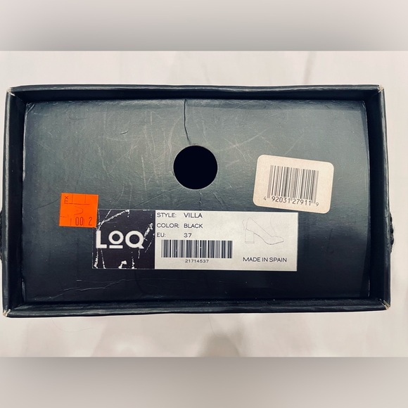 LoQ Villa Pumps - Picture 8 of 8